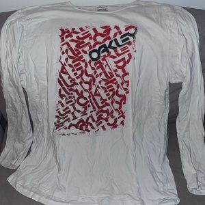 Oakley long sleeve shirt